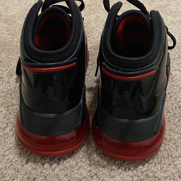 Brand new never used Jordan Mars, no box going for 200-300$ show size 8,5 - Picture 4 of 4